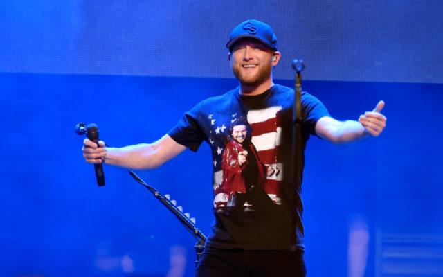 “This Is It”: Scotty McCreery and Mitchell Tenpenny point to Cole Swindell’s “Break Up in the End” as the best song of 2018