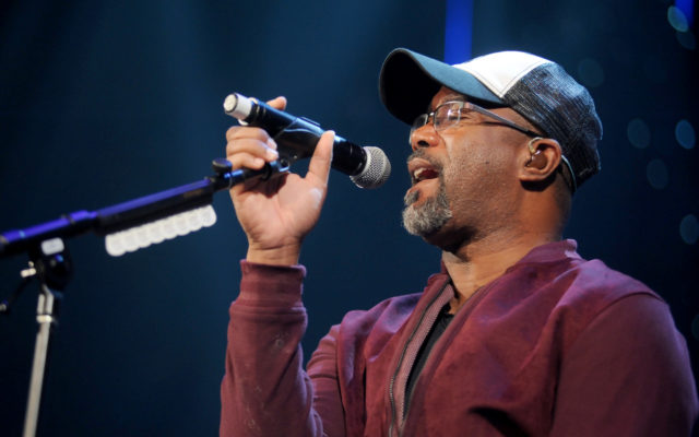 Darius Rucker does some “Thinking Out Loud” with pop star Ed Sheeran